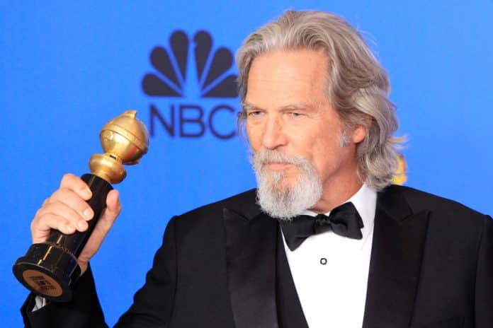 Jeff Bridges Thanks Fans For 'Well Wishes and Love' Following Lymphoma Diagnosis