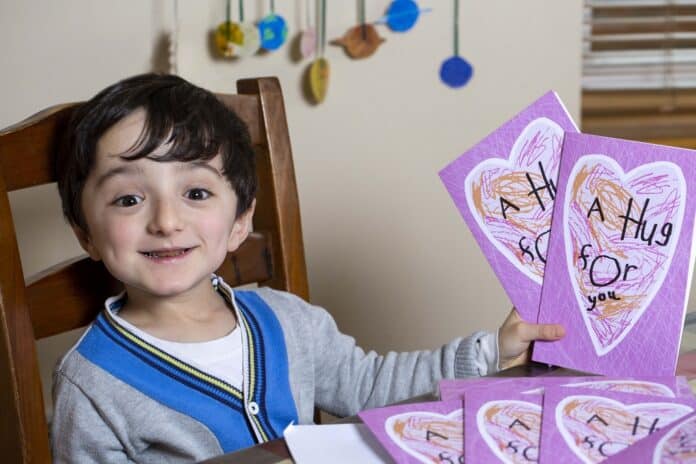 Toy Show Hero Adam King Teams Up With SuperValu And Centra To Share His Hug Cards